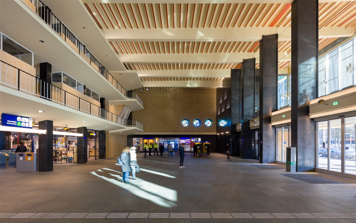 station eindhoven