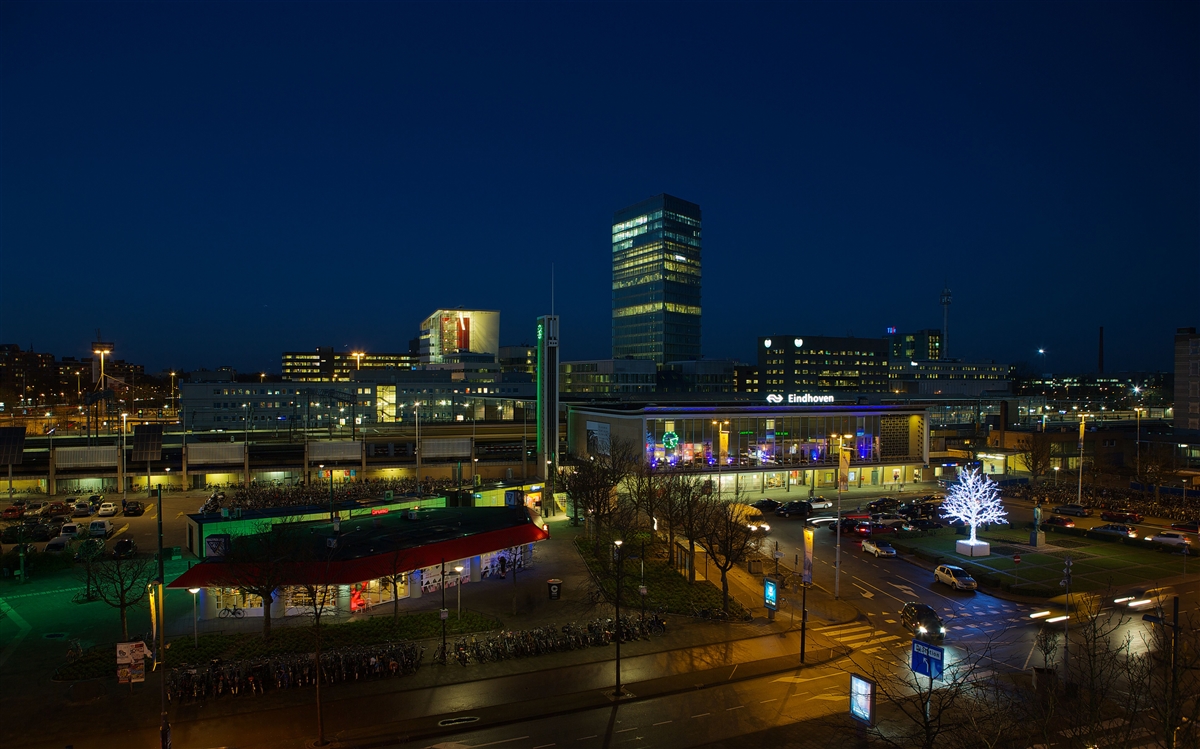 station eindhoven foto
